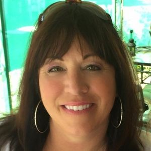 Meet your Posher, Dawn bertsch